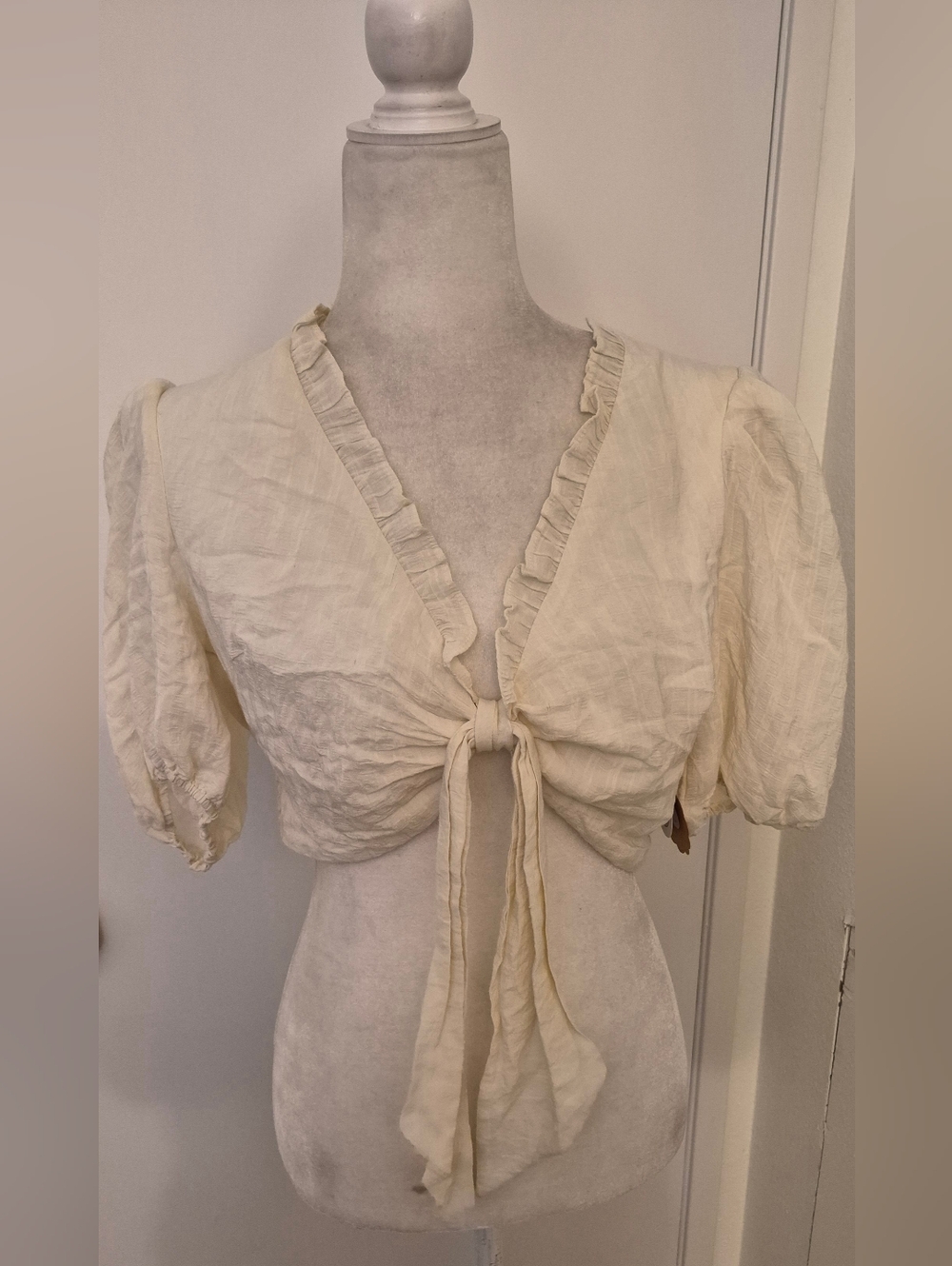 Tie-Front Ruffle Crop Top in Cream with Puff Sleeves